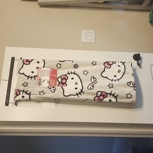 Hello Kitty Throw